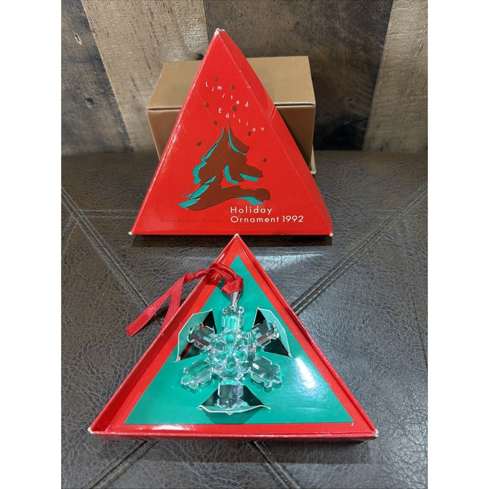 Vintage 1992 Swarovski Crystal Annual Holiday Ornament 2nd Edition Snowflake MIB